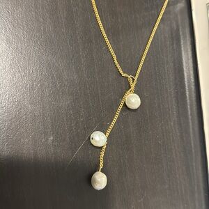 Elegant Gold Pearl Necklace